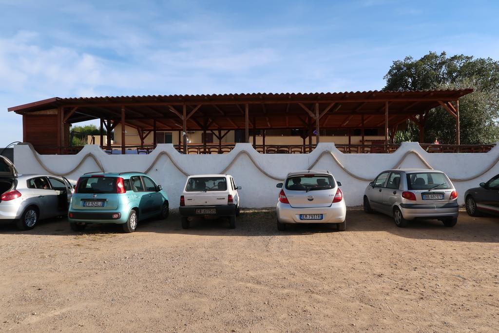 S'Arriali Ranch Guest House Iglesias Exterior photo